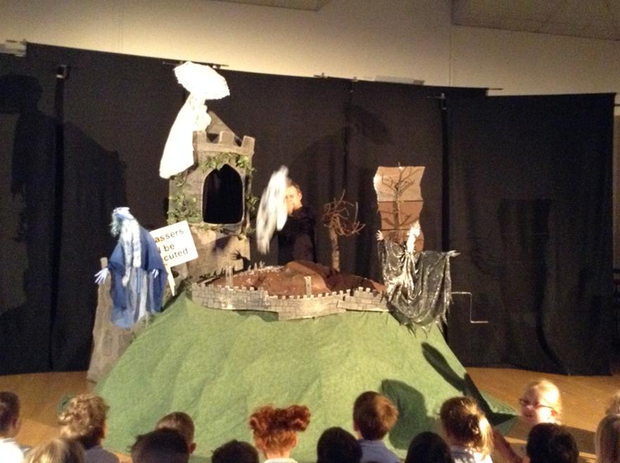 Ks1 puppet show